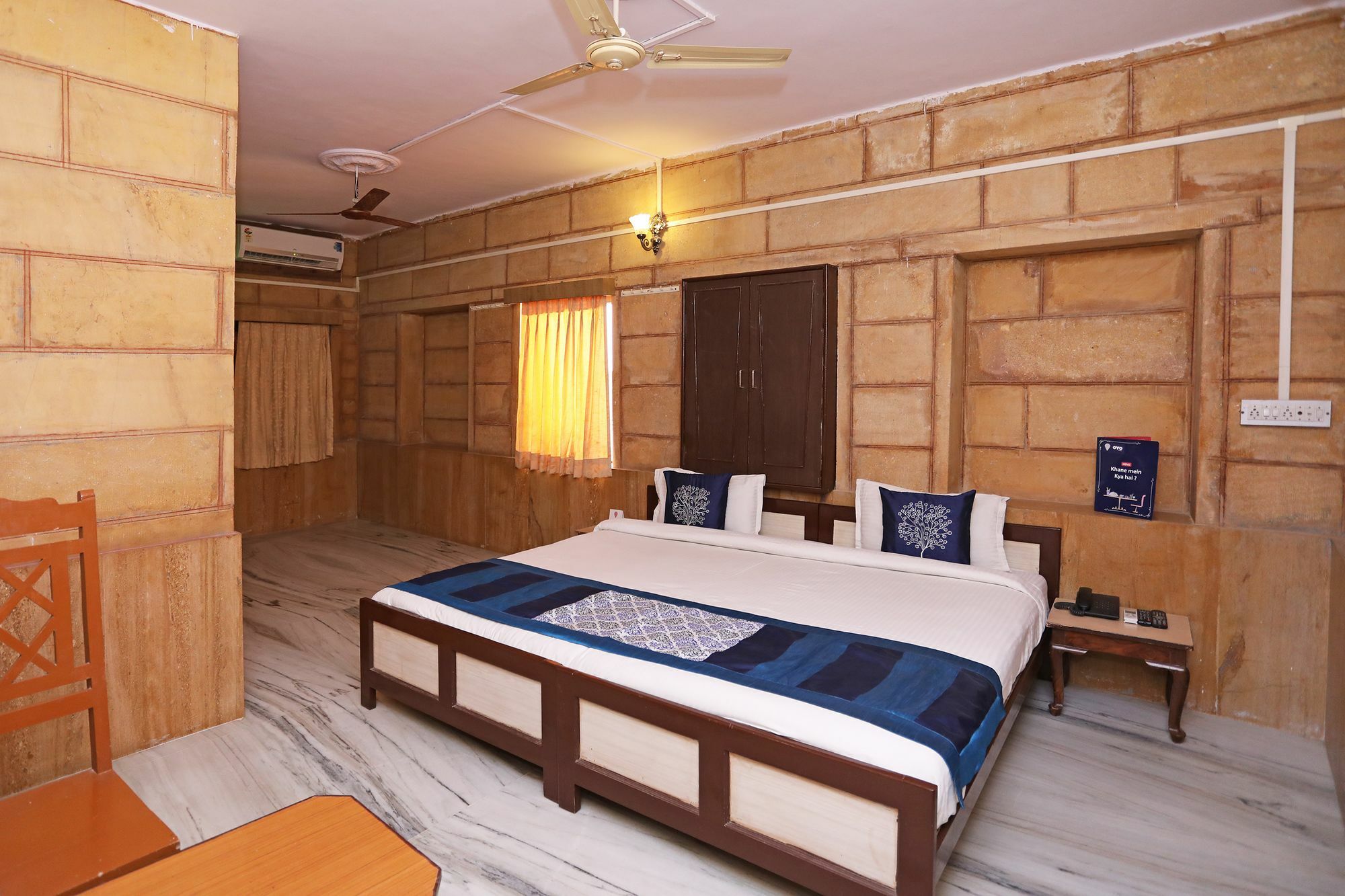 Oyo Townhouse 028 Corporate Suite Noida Exterior photo