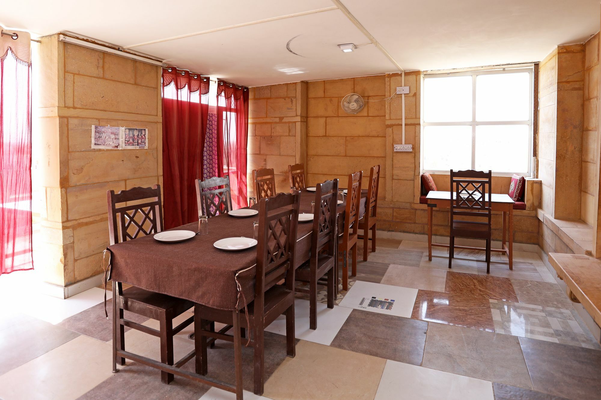 Oyo Townhouse 028 Corporate Suite Noida Exterior photo
