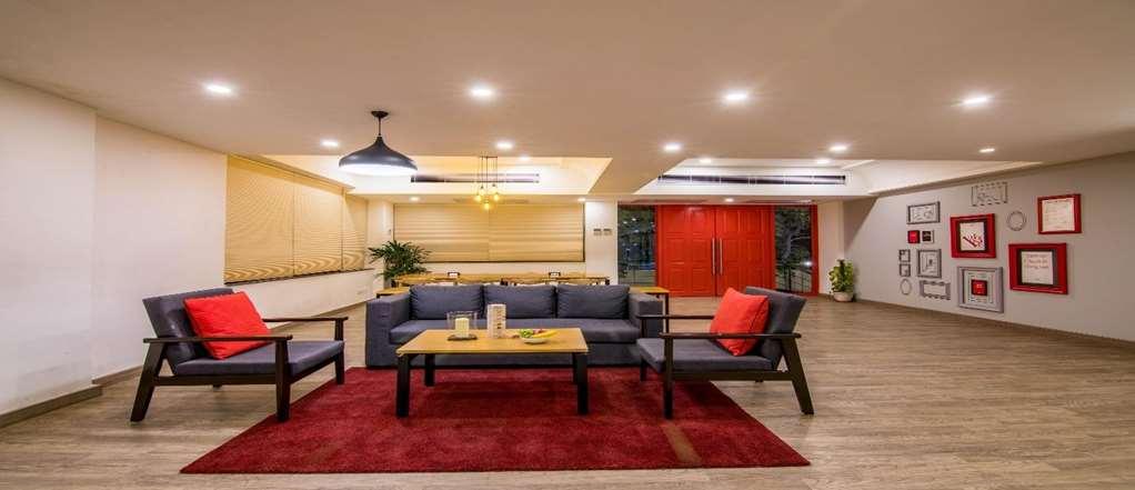 Oyo Townhouse 028 Corporate Suite Noida Facilities photo